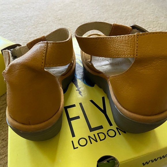Fly London wedge sandals - Picture 3 of 5